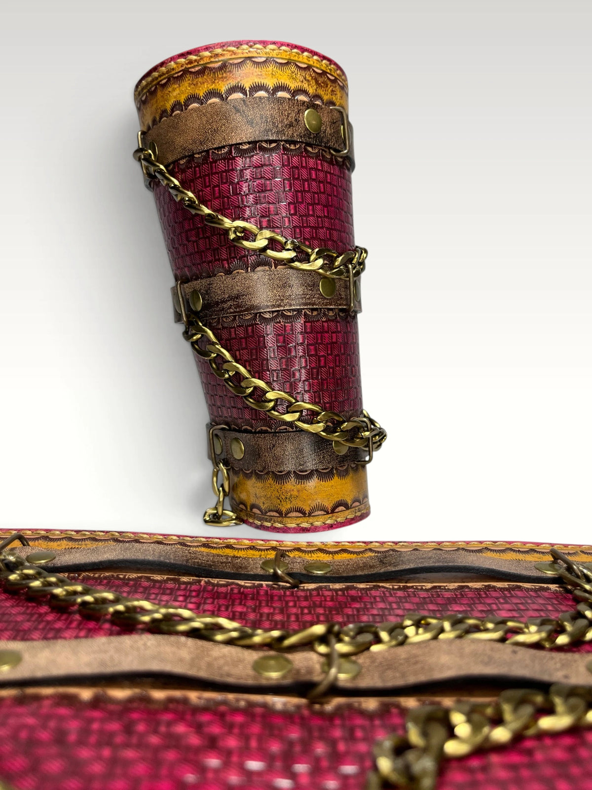 TARVEN Leather Bracer