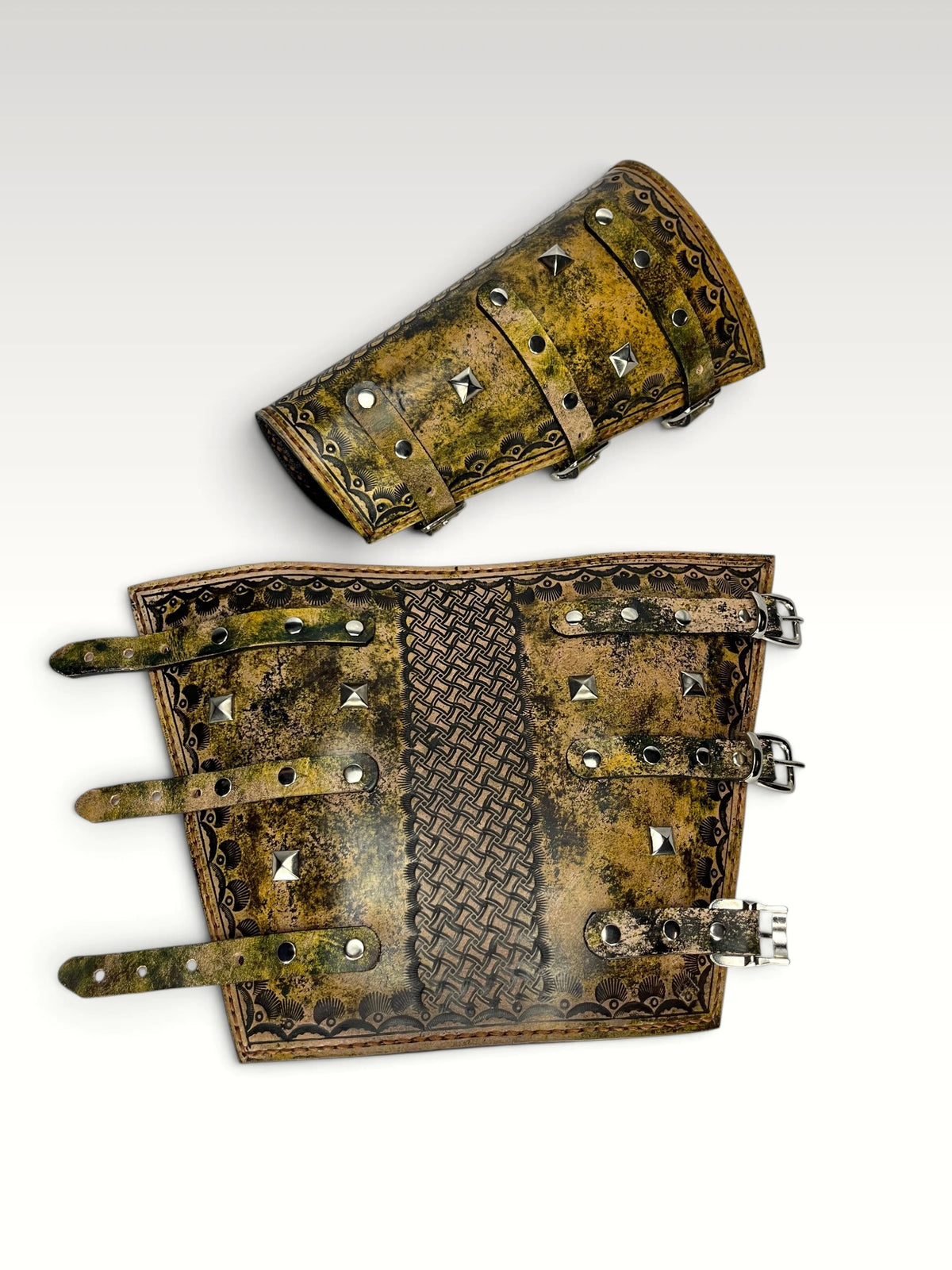 TARVEN Leather Bracer